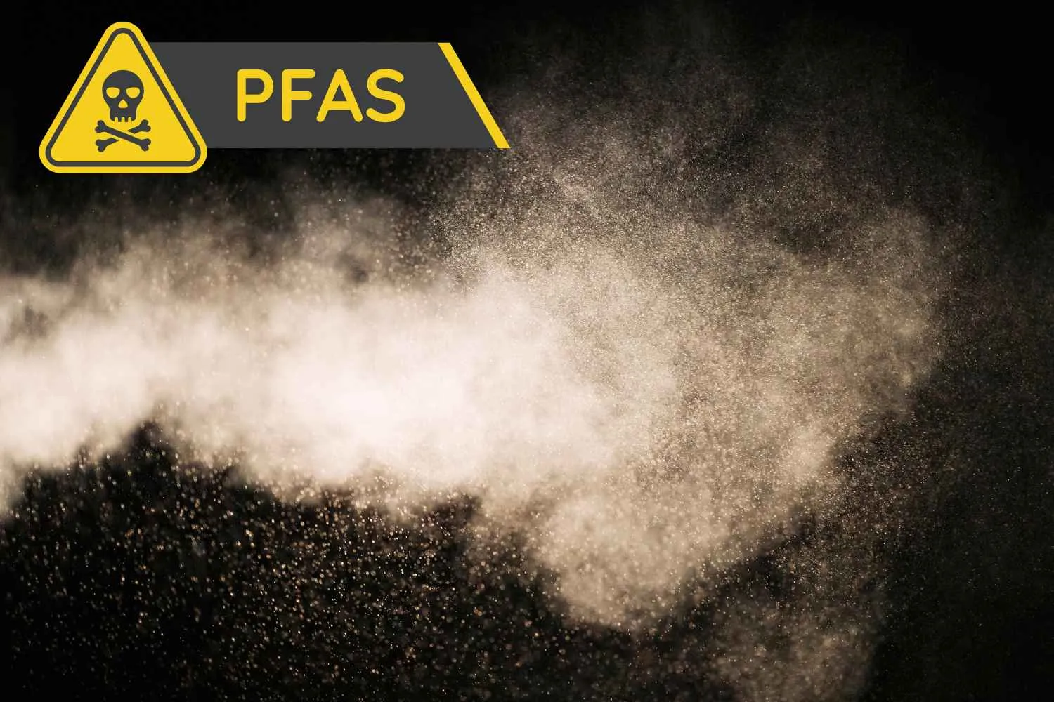 Non solo acqua, i PFAS possono contaminare anche l'aria: inquinanti eterni trovati nella polvere in Veneto e Lombardia